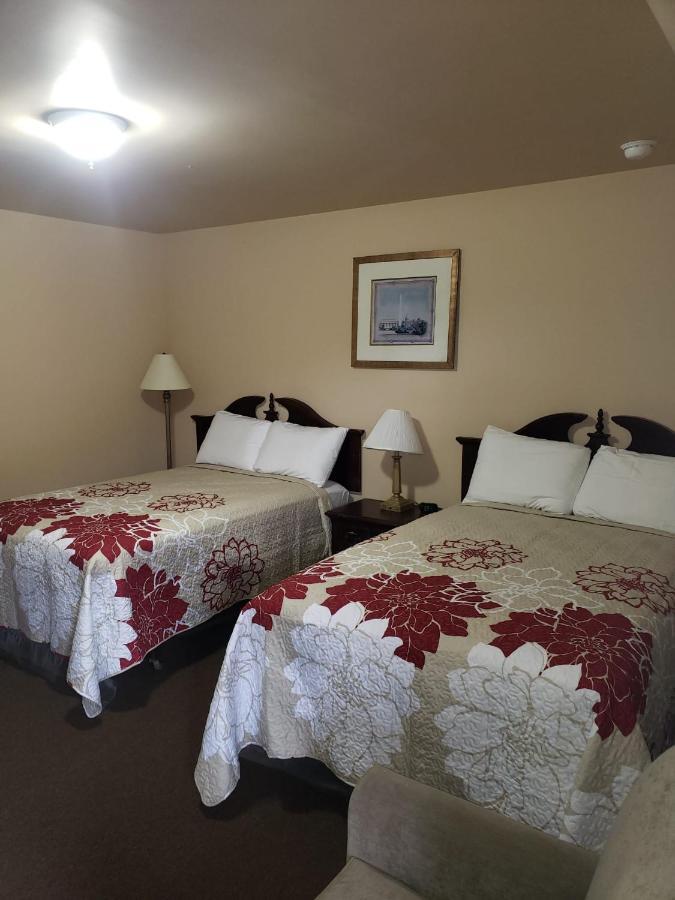 Clarysville Motel Frostburg Εξωτερικό φωτογραφία