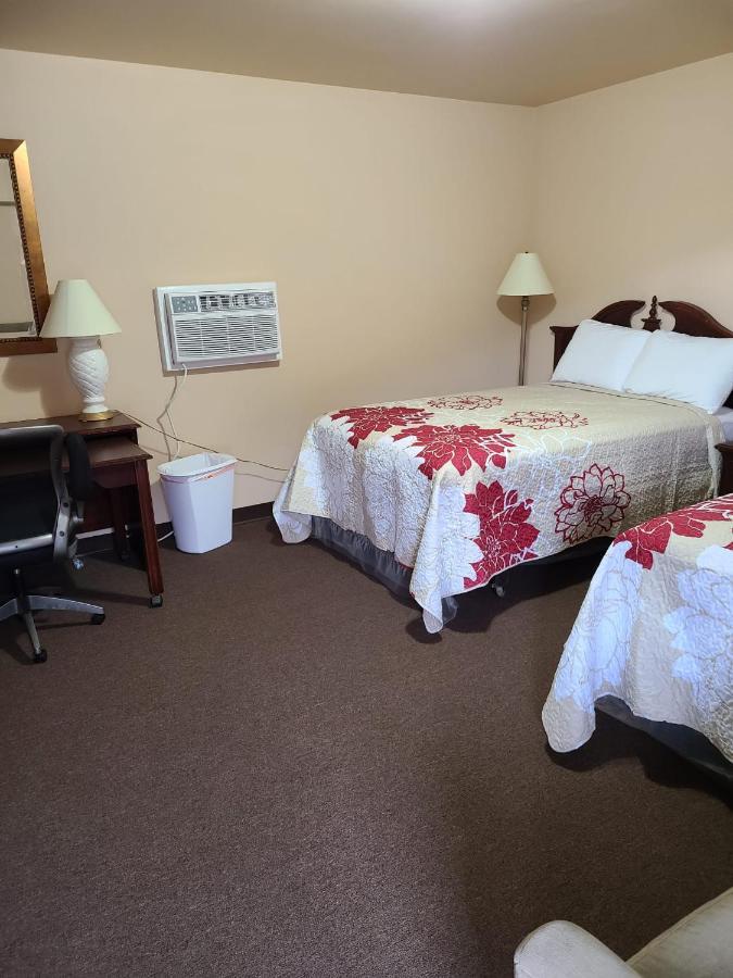 Clarysville Motel Frostburg Εξωτερικό φωτογραφία