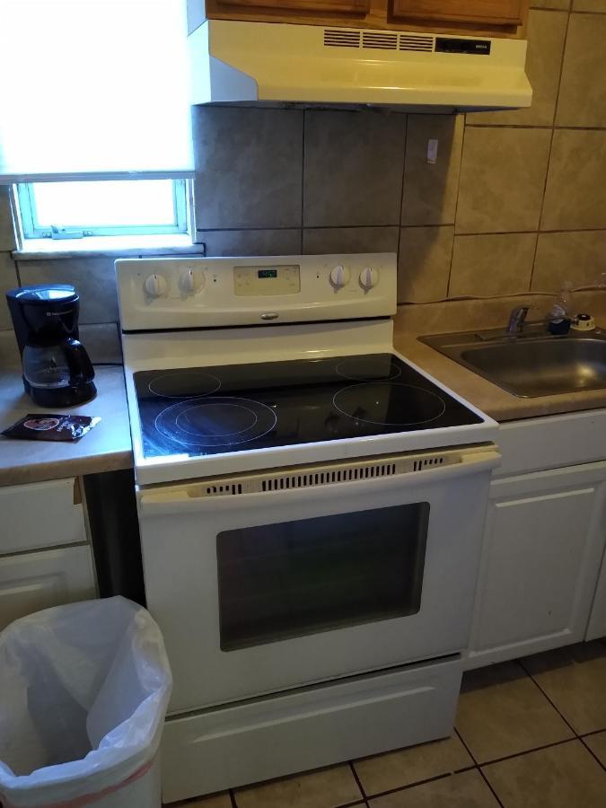 Clarysville Motel Frostburg Εξωτερικό φωτογραφία