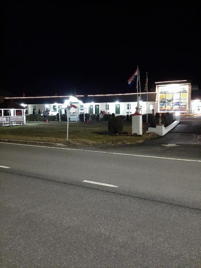 Clarysville Motel Frostburg Εξωτερικό φωτογραφία