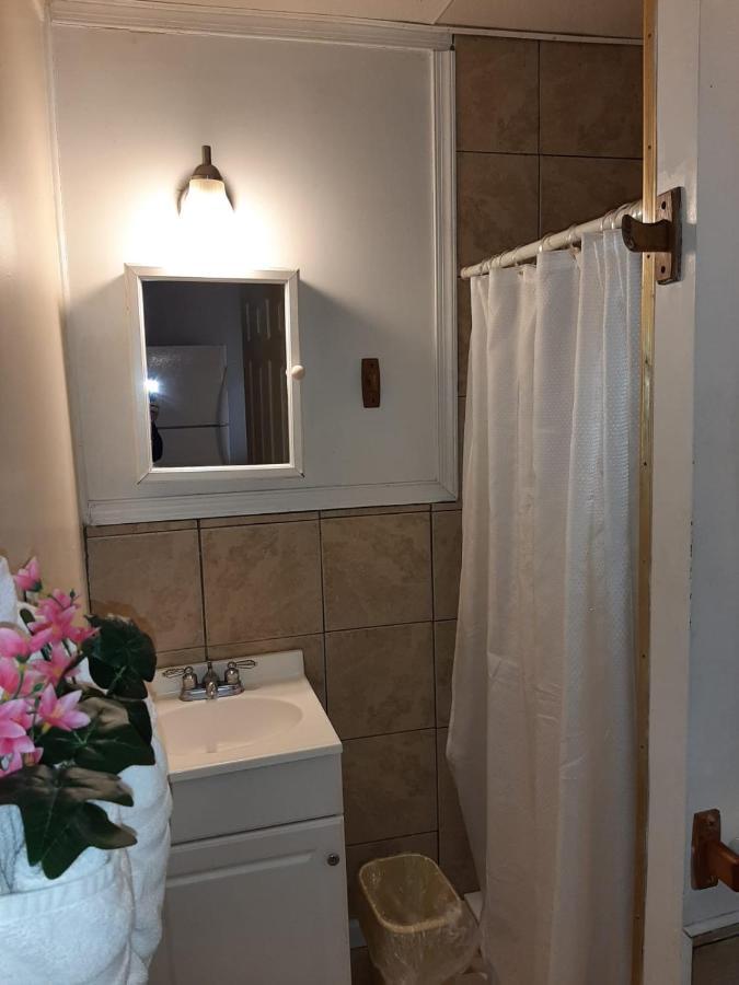 Clarysville Motel Frostburg Εξωτερικό φωτογραφία