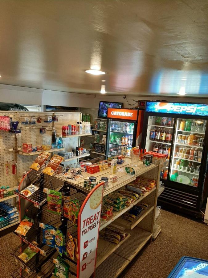 Clarysville Motel Frostburg Εξωτερικό φωτογραφία
